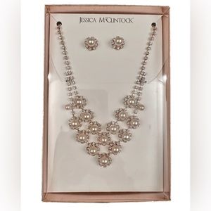 🆕 Jessica McClintock Pearl and Rhinestone Necklace / Earring Set in Gift Box